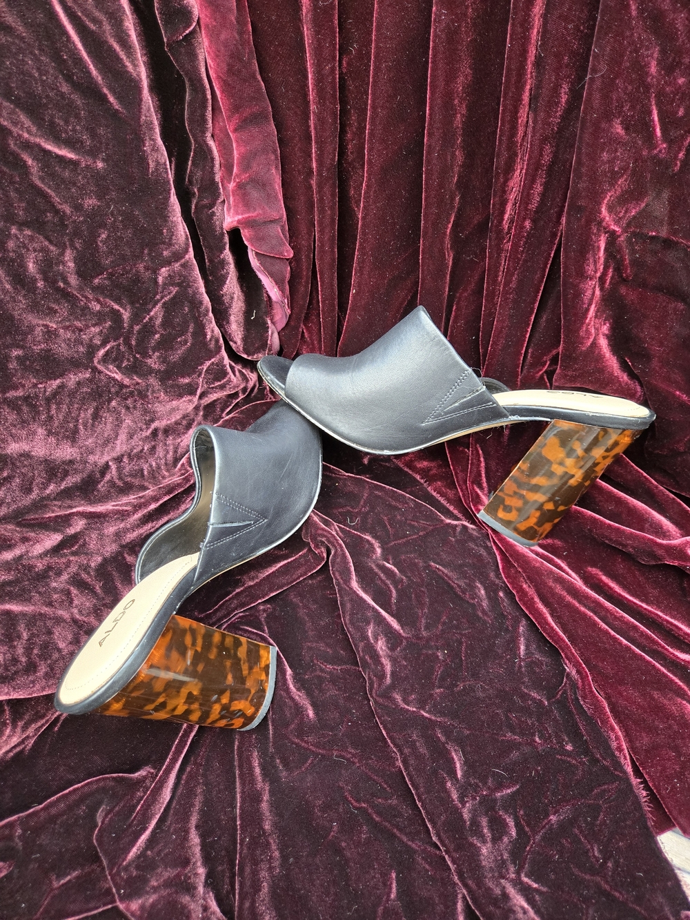 ALDO Black Leather Mule Heels Tortoiseshell Lucite Block Heel 7